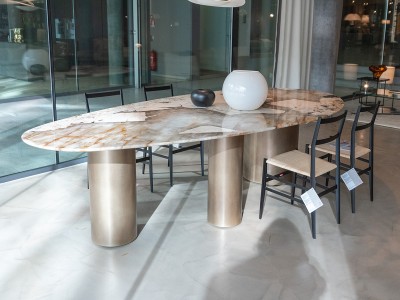 Lagos Table