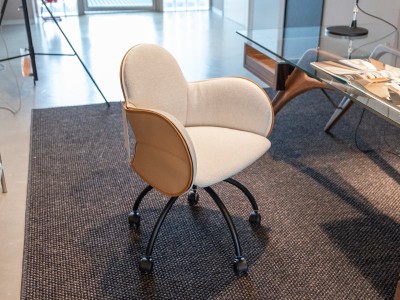 Incisa Chair - 480