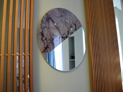 Circle Ayna